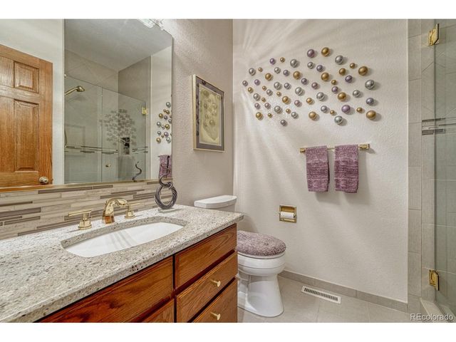 563 Columbine Ave, Broomfield, CO 80020