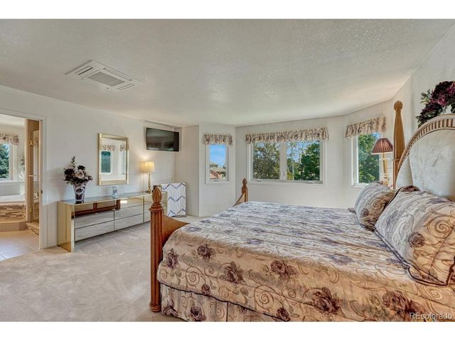 563 Columbine Ave, Broomfield, CO 80020