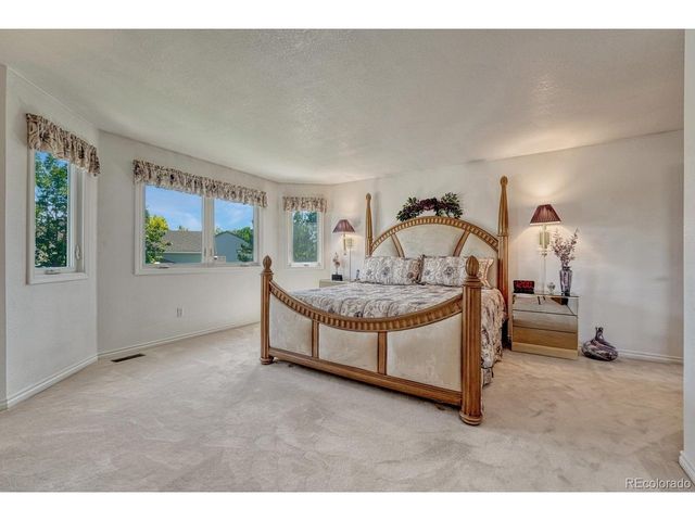 563 Columbine Ave, Broomfield, CO 80020