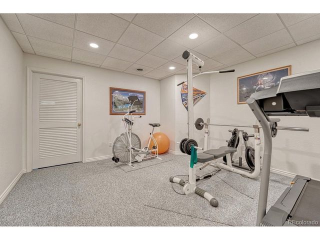 563 Columbine Ave, Broomfield, CO 80020