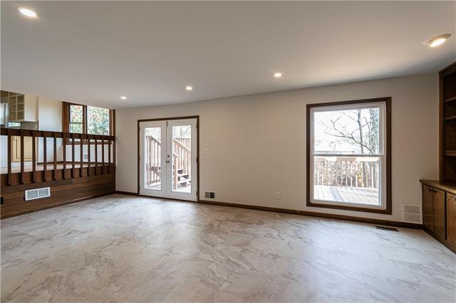 1985 Branch Valley Drive, Roswell, GA 30076