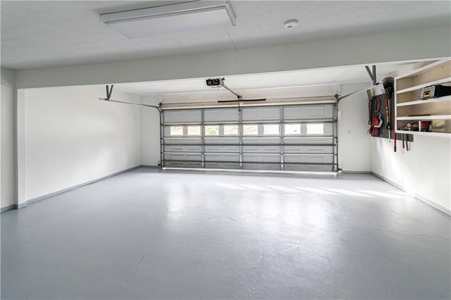 1985 Branch Valley Drive, Roswell, GA 30076