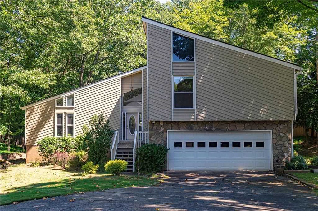 1985 Branch Valley Drive, Roswell, GA 30076