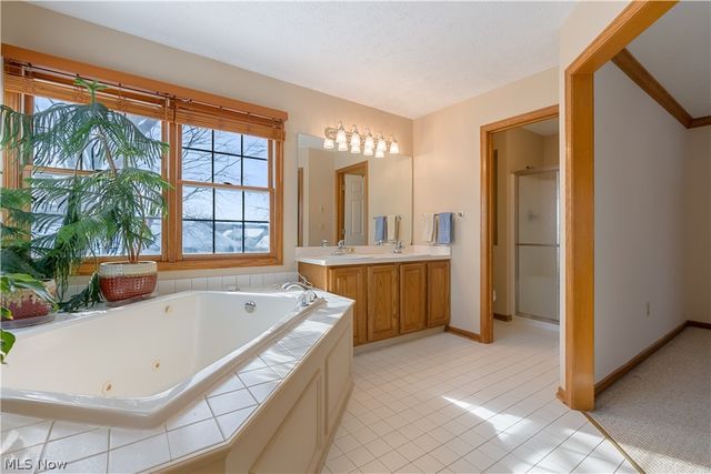 4200 Kingsbury Boulevard, Copley, OH 44321