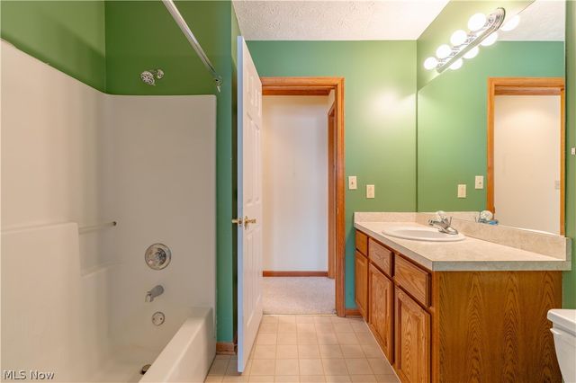 4200 Kingsbury Boulevard, Copley, OH 44321