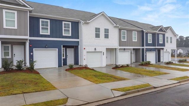 9452 Maple Grove Lane, Jonesboro, GA 30238