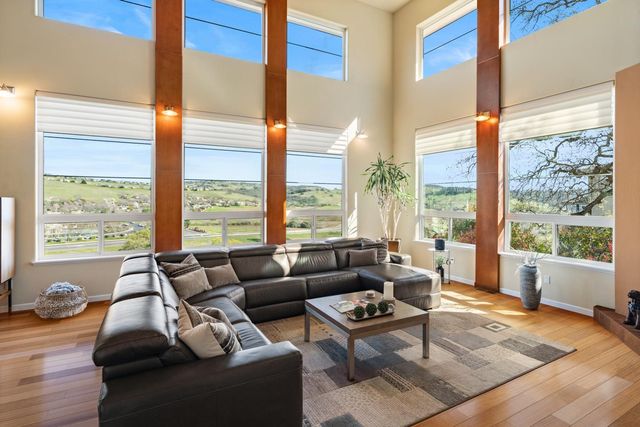 5157 Mertola Dr, El Dorado Hills, CA 95762