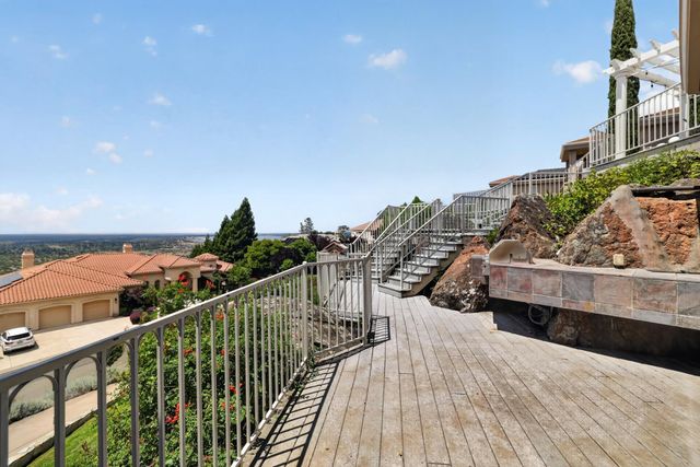 281 Powers Dr, El Dorado Hills, CA 95762