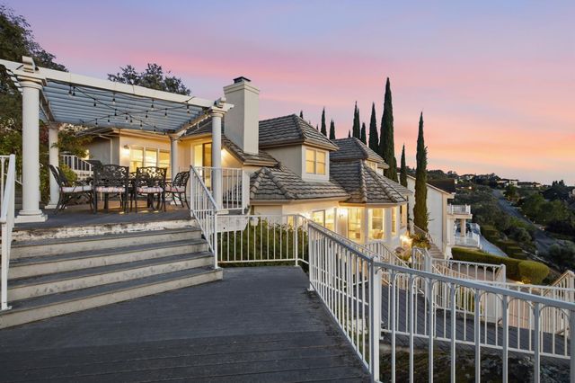 281 Powers Dr, El Dorado Hills, CA 95762