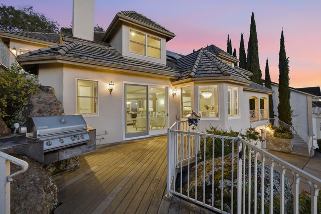 281 Powers Dr, El Dorado Hills, CA 95762