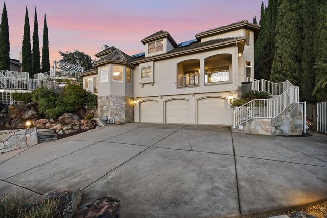281 Powers Dr, El Dorado Hills, CA 95762