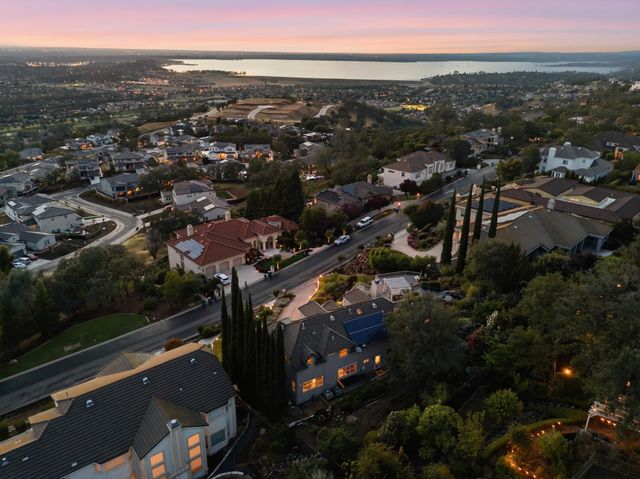 281 Powers Dr, El Dorado Hills, CA 95762