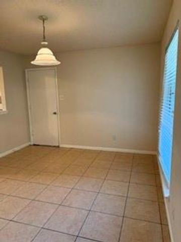 10118 Kirkbluff Drive, Houston, TX 77089