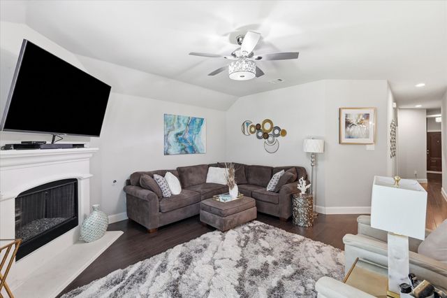 4009 Wavertree Road, Frisco, TX 75036