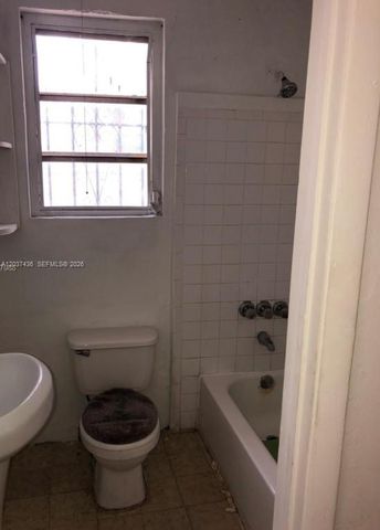 1079 NW 112th Terrace, Miami, FL 33168