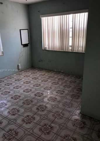 1079 NW 112th Terrace, Miami, FL 33168