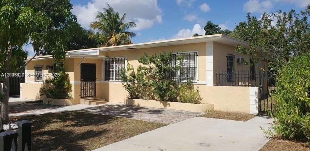 1079 NW 112th Terrace, Miami, FL 33168
