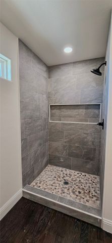 5660 Lone Star Circle, Granbury, TX 76048