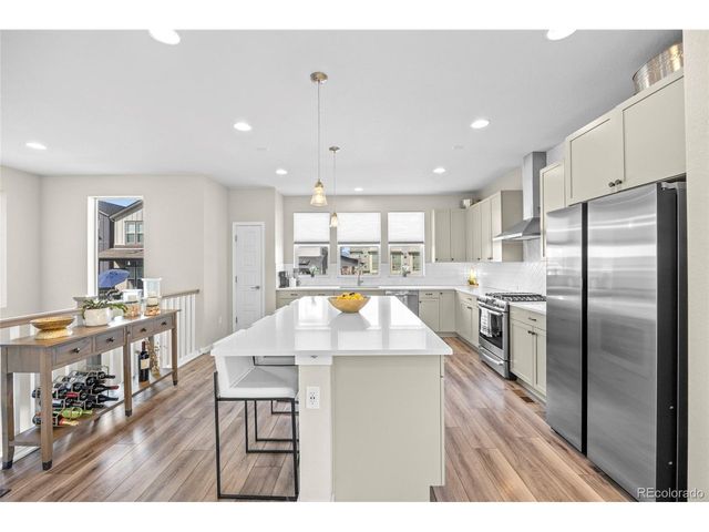 8867 Delacorte St, Highlands Ranch, CO 80129
