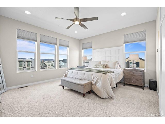 8867 Delacorte St, Highlands Ranch, CO 80129