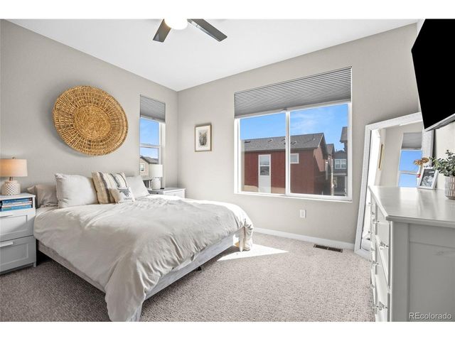 8867 Delacorte St, Highlands Ranch, CO 80129