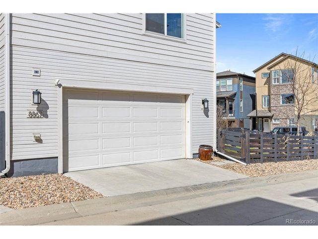 8867 Delacorte St, Highlands Ranch, CO 80129