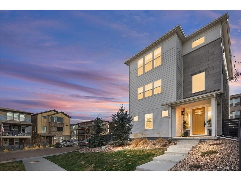 8867 Delacorte St, Highlands Ranch, CO 80129
