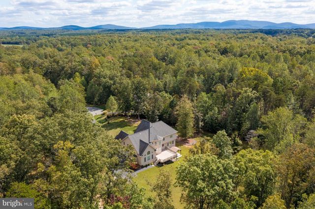 909 HANCOCK DR, Ruckersville, VA 22968