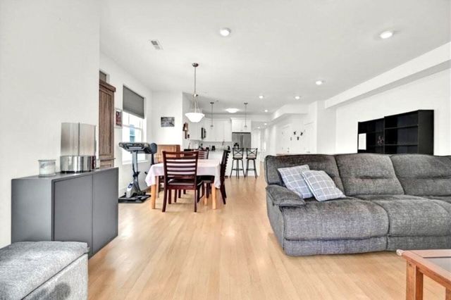 254 Spencer Ave. 5, Chelsea, MA 02150