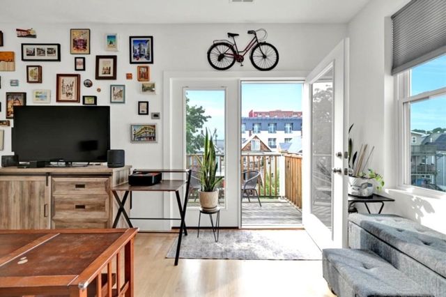254 Spencer Ave. 5, Chelsea, MA 02150