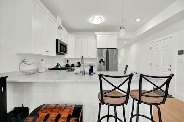 254 Spencer Ave. 5, Chelsea, MA 02150