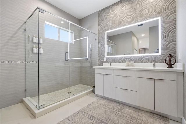 21205 Ingraham Ave Rd, Cutler Bay, FL 33189