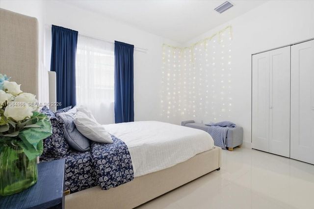 21205 Ingraham Ave Rd, Cutler Bay, FL 33189