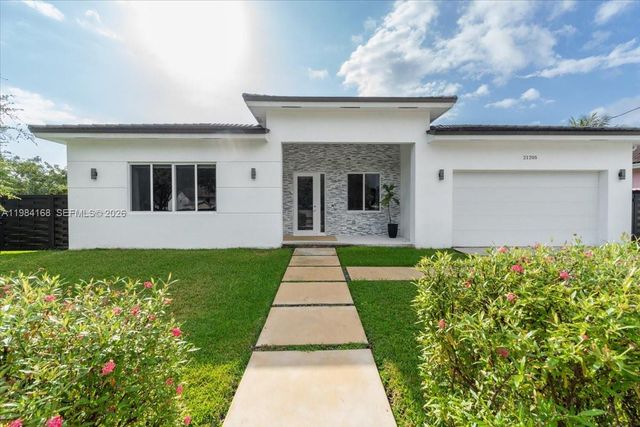 21205 Ingraham Ave Rd, Cutler Bay, FL 33189