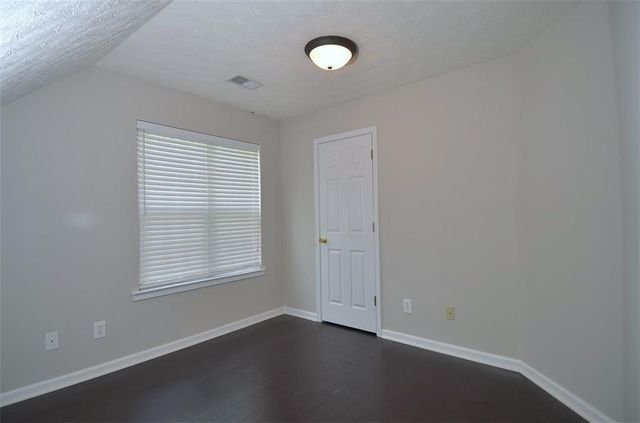 2865 Cressington Bend, Kennesaw, GA 30144
