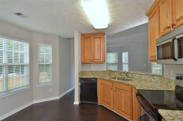2865 Cressington Bend, Kennesaw, GA 30144