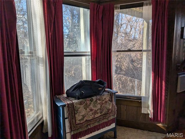 1252 State Street, Alton, IL 62002