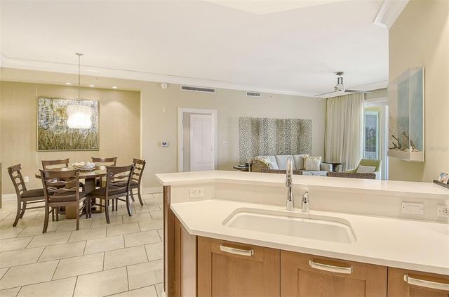 915 SEASIDE DRIVE 312, Weeks 16-17, Sarasota, FL 34242