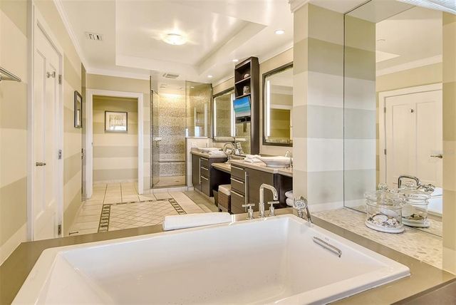 915 SEASIDE DRIVE 312, Weeks 16-17, Sarasota, FL 34242