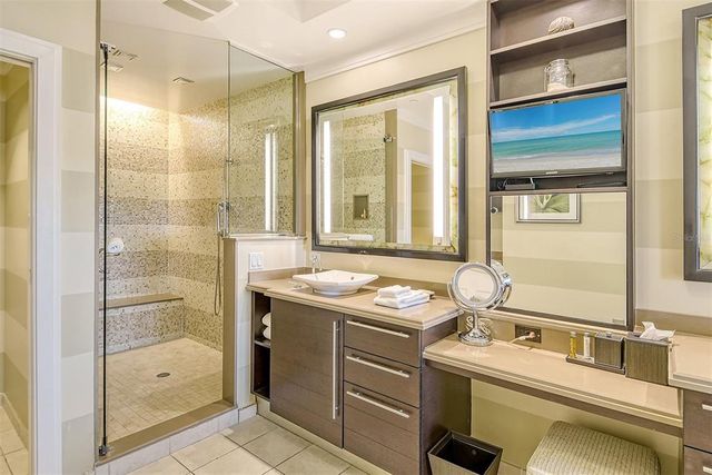 915 SEASIDE DRIVE 312, Weeks 16-17, Sarasota, FL 34242