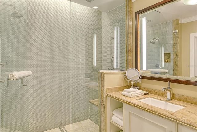 915 SEASIDE DRIVE 312, Weeks 16-17, Sarasota, FL 34242