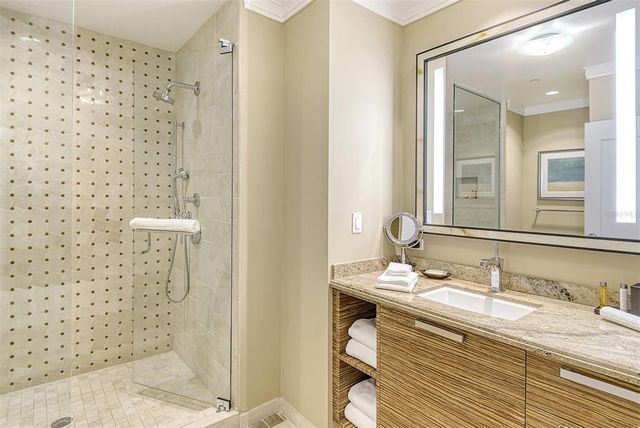 915 SEASIDE DRIVE 312, Weeks 16-17, Sarasota, FL 34242