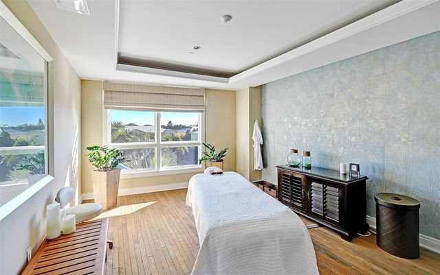 915 SEASIDE DRIVE 312, Weeks 16-17, Sarasota, FL 34242