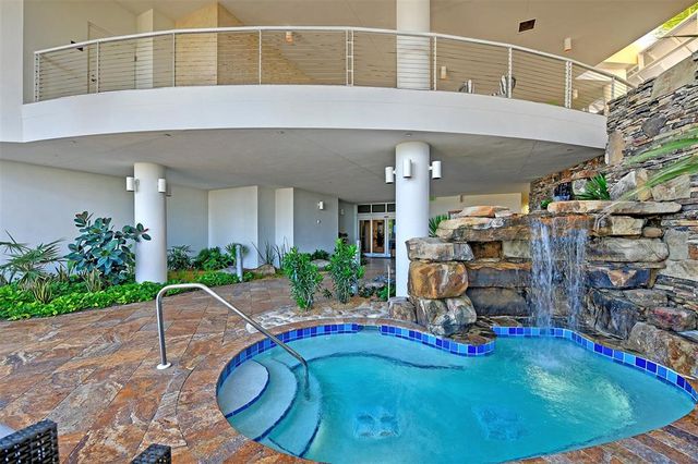 915 SEASIDE DRIVE 312, Weeks 16-17, Sarasota, FL 34242