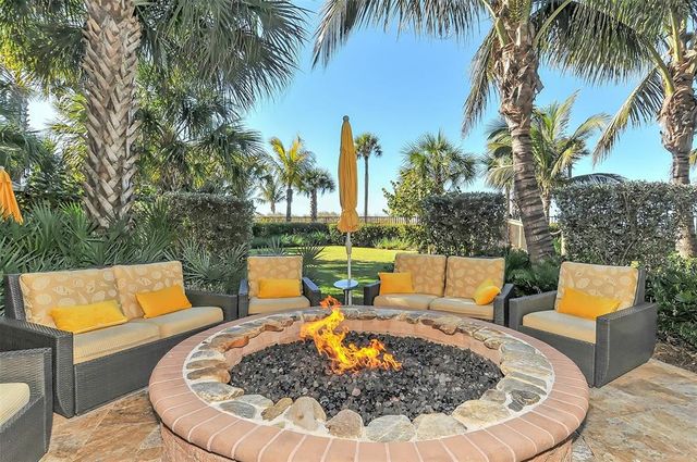 915 SEASIDE DRIVE 312, Weeks 16-17, Sarasota, FL 34242
