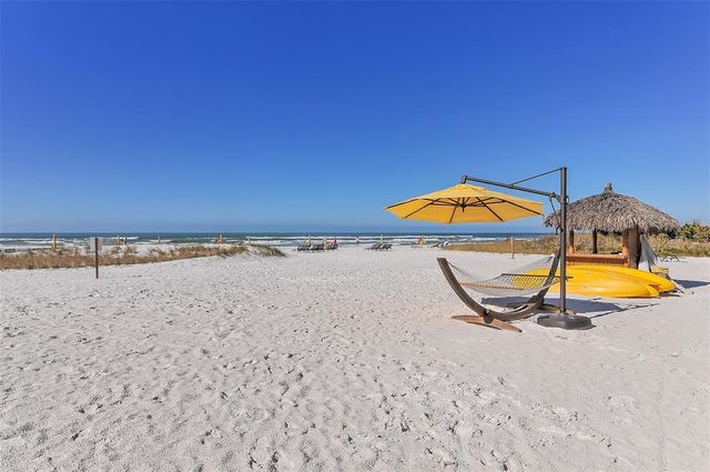 915 SEASIDE DRIVE 312, Weeks 16-17, Sarasota, FL 34242