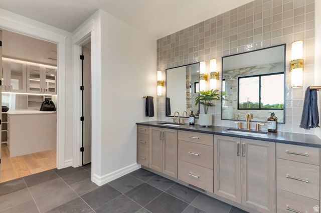 1649 W PHEASANT MEADOW DR, Kaysville, UT 84037