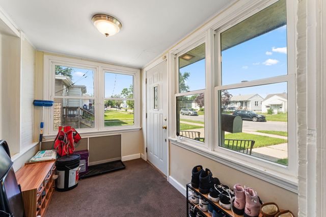 7346 Alexander Avenue, Hammond, IN 46323