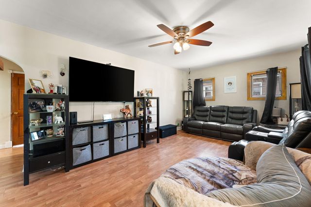 7346 Alexander Avenue, Hammond, IN 46323