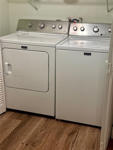 8235 Lake Dr 204, Doral, FL 33166